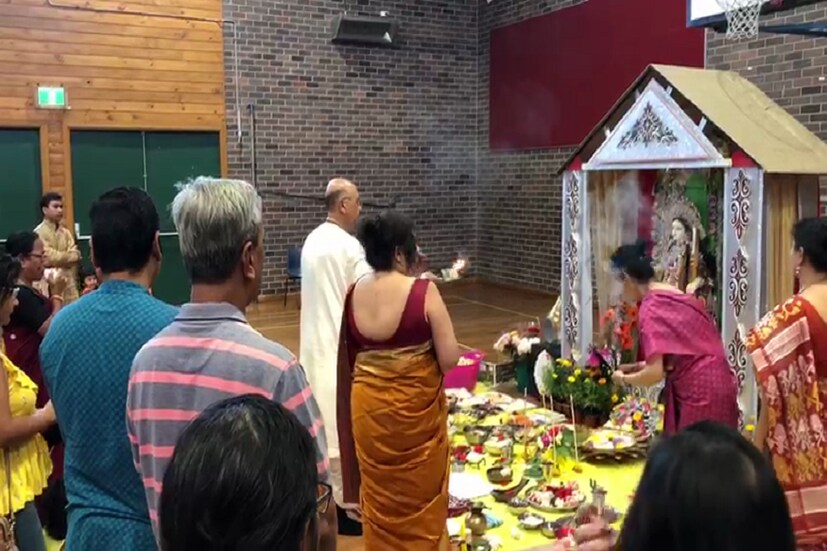 বাগ্ দেবীর আরাধনায়  মেলবোর্নের বাঙালিরা ৷