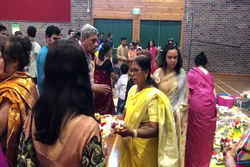পুজোর সঙ্গে দেওয়া হচ্ছে অঞ্জলিও ৷