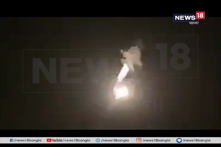 গত ১৪ ফেব্রুয়ারি প্রেমের দিন অর্থাৎ ভ্যালেন্টাইন্স ডে ৷ সন্ত্রাসে কেঁপে উঠেছিল কাশ্মীরের পুলওয়ামা ৷ গত ১৪ ফেব্রুয়ারি প্রেমের দিন অর্থাৎ ভ্যালেন্টাইন্স ডে ৷ সন্ত্রাসে কেঁপে উঠেছিল কাশ্মীরের পুলওয়ামা ৷