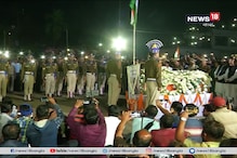 গান স্যালুট দিয়ে শহিদ বাবলু সাঁতরাকে শেষ শ্রদ্ধা জ্ঞাপন গান স্যালুট দিয়ে শহিদ বাবলু সাঁতরাকে শেষ শ্রদ্ধা জ্ঞাপন