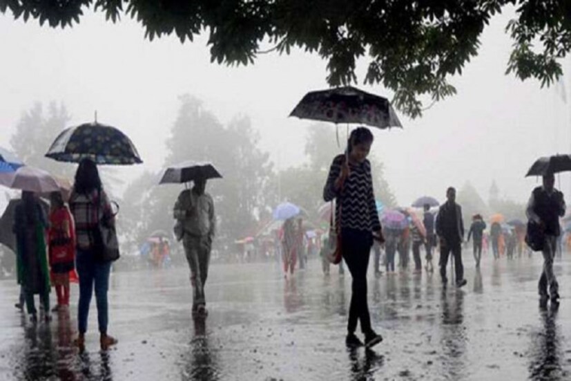 সপ্তাহ শেষে বৃষ্টির ভ্রূকুটি ৷ আগামী কয়েকদিন তাপমাত্রা বাড়বে বলে পূর্বাভাস আলিপুর আবহাওয়া দফতরের ৷ বুধবার কলকাতার সর্বনিম্ন তাপমাত্রা ১৫.২ ডিগ্রি ৷ স্বাভাবিকের থেকে ২ ডিগ্রি কম ৷ পশ্চিমী ঝঞ্ঝার জেরে আবহাওয়ার বদল ৷ 