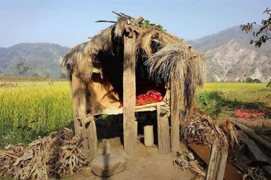 বারবার এমনভাবে মৃত্যুর পর দীর্ঘদিনের এই প্রথাকে তুলে দিতে বদ্ধপরিকর গ্রামবাসী ৷ প্রশাসনও বিশেষ উদ্যোগ নিচ্ছে ৷ যারা এখনও এমন বিশ্বাস পুষে রাখতে চান, তারা সরকারি চাকরি থেকে বঞ্চিত হবে বলেও ভয় দেখিয়েছে প্রশাসন ৷ ২০০৫ ছৌপডি প্রথাকে বেআইনি ঘোষণা করেছিল নেপাল সরকার ৷ নিষেধাজ্ঞা জারি হয়েছিল এই নিয়ম পালনের ওপর ৷ কিন্তু তারপরও চলেছে রীতি ৷ আর ফলস্বরূপ মৃত্যুর মুখে পড়েছেন একাধিক মহিলা ৷ এবার এই নিয়ম বন্ধ করতেই হবে তার জন্য আরও কঠিন নিয়ম এনেছে নেপাল সরকার ৷ বারবার এমনভাবে মৃত্যুর পর দীর্ঘদিনের এই প্রথাকে তুলে দিতে বদ্ধপরিকর গ্রামবাসী ৷ প্রশাসনও বিশেষ উদ্যোগ নিচ্ছে ৷ যারা এখনও এমন বিশ্বাস পুষে রাখতে চান, তারা সরকারি চাকরি থেকে বঞ্চিত হবে বলেও ভয় দেখিয়েছে প্রশাসন ৷ ২০০৫ ছৌপডি প্রথাকে বেআইনি ঘোষণা করেছিল নেপাল সরকার ৷ নিষেধাজ্ঞা জারি হয়েছিল এই নিয়ম পালনের ওপর ৷ কিন্তু তারপরও চলেছে রীতি ৷ আর ফলস্বরূপ মৃত্যুর মুখে পড়েছেন একাধিক মহিলা ৷ এবার এই নিয়ম বন্ধ করতেই হবে তার জন্য আরও কঠিন নিয়ম এনেছে নেপাল সরকার ৷