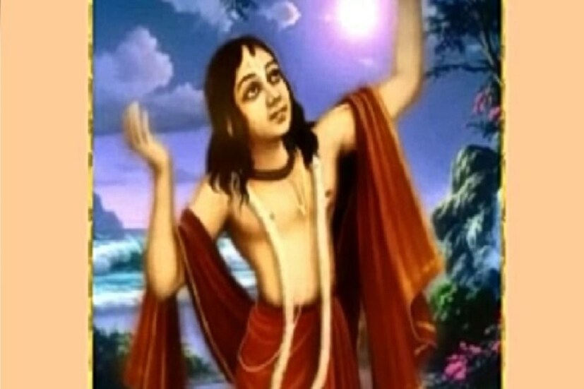 সকাল থেকেই ইসকনের চন্দ্রোদয় মন্দির প্রাঙ্গণে চলছে নানান অনুষ্ঠান। 