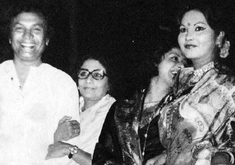 পরবর্তীকালে ক্যাবারে ডান্সার থেকে থিয়েটারে আসেন মিস শেফালি। পরিচালক সত্যজিৎ রায় নিজে ফোন করেছিলেন মিস শেফালিকে। তাঁকে সিনেমায় অভিনয় করার প্রস্তাব দিয়েছিলেন। 'প্রতিদ্বন্দ্বী' ছবিতে কাজ করার সুযোগ আসে তাঁর কাছে। photo source collected