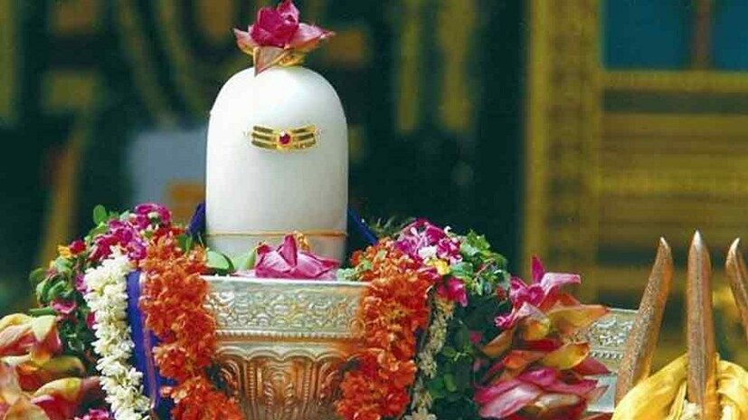 ♦ প্রায় সব বাঙালি মহিলারা কখনও না কখনও এটি পালন করে থাকেন। শিবরাত্রিতে পুজো করলে শুধুই মহিলাদের ভাল জীবনসঙ্গী প্রাপ্তি হয়, তাই-ই নয় ৷ যে কোনও মানুষের জীবনে উন্নতি হয় ৷ 