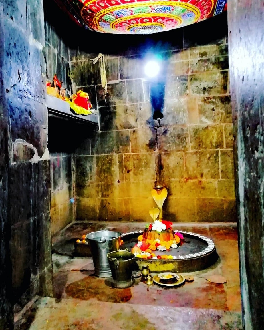 ♦ গৌরীপ্রিযায় রজনীশকলাধরায় কালান্তকায় ভুজগাধিপকঙ্কণায় |গংগাধরায় গজরাজবিমর্দনায় দারিদ্র্য দুঃখদহনায় নমঃ শিবায় || ২|| ♦ গৌরীপ্রিযায় রজনীশকলাধরায় কালান্তকায় ভুজগাধিপকঙ্কণায় |গংগাধরায় গজরাজবিমর্দনায় দারিদ্র্য দুঃখদহনায় নমঃ শিবায় || ২||