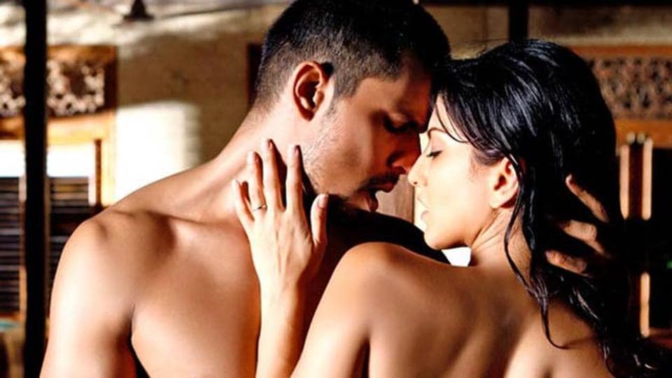 cosmopolitan.com ওয়েবসাইটকে অ্যালেক্স জানিয়েছেন অদ্ভুত এক কথা ৷ অ্যালেক্সের কথায়, খুব ছোটোবেলা থেকেই নীল ছবির দিকে আমার রুচি ছিল ৷ cosmopolitan.com ওয়েবসাইটকে অ্যালেক্স জানিয়েছেন অদ্ভুত এক কথা ৷ অ্যালেক্সের কথায়, খুব ছোটোবেলা থেকেই নীল ছবির দিকে আমার রুচি ছিল ৷
