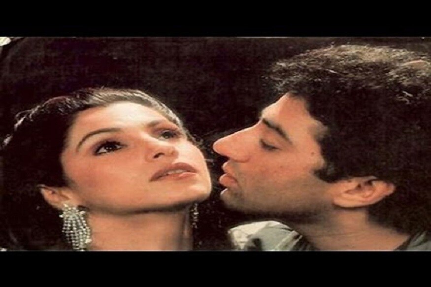 অভিনেত্রী ডিম্বল কপাডিয়া রেকর্ড করেছেন আগে সানি দেওলের সঙ্গে অভিনয় করেছেন মঞ্জিল-মঞ্জিল ছবিতে ৷ অভিনেত্রী ডিম্বল কপাডিয়া রেকর্ড করেছেন আগে সানি দেওলের সঙ্গে অভিনয় করেছেন মঞ্জিল-মঞ্জিল ছবিতে ৷
