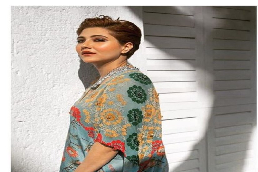 স্বস্তিকা মুখোপাধ্যায় আবার ধরা দিলেন নতুন রূপে। যদিও নিজের সাজ পোশাক নিয়ে তিনি সব সময়ই সচেতন। দেখে নিন তাঁর সেই নতুন রূপ। photo source collected