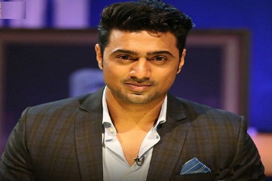দীপক অধিকারিফের ঘাটালের তৃণমূল প্রার্থী সাংসদ ও টলিউডের জনপ্রিয় নায়ক দেব ওরফে দীপক অধিকারী! ২০১৪ সালের লোকসভা নির্বাচনে ঘাটাল থেকে তৃণমূল কংগ্রেসের হয়ে নির্বাচনে অংশগ্রহণ করেছিলেন দেব। বিপুল ভোটে জয়ীও হন। দীপক অধিকারিফের ঘাটালের তৃণমূল প্রার্থী সাংসদ ও টলিউডের জনপ্রিয় নায়ক দেব ওরফে দীপক অধিকারী! ২০১৪ সালের লোকসভা নির্বাচনে ঘাটাল থেকে তৃণমূল কংগ্রেসের হয়ে নির্বাচনে অংশগ্রহণ করেছিলেন দেব। বিপুল ভোটে জয়ীও হন।