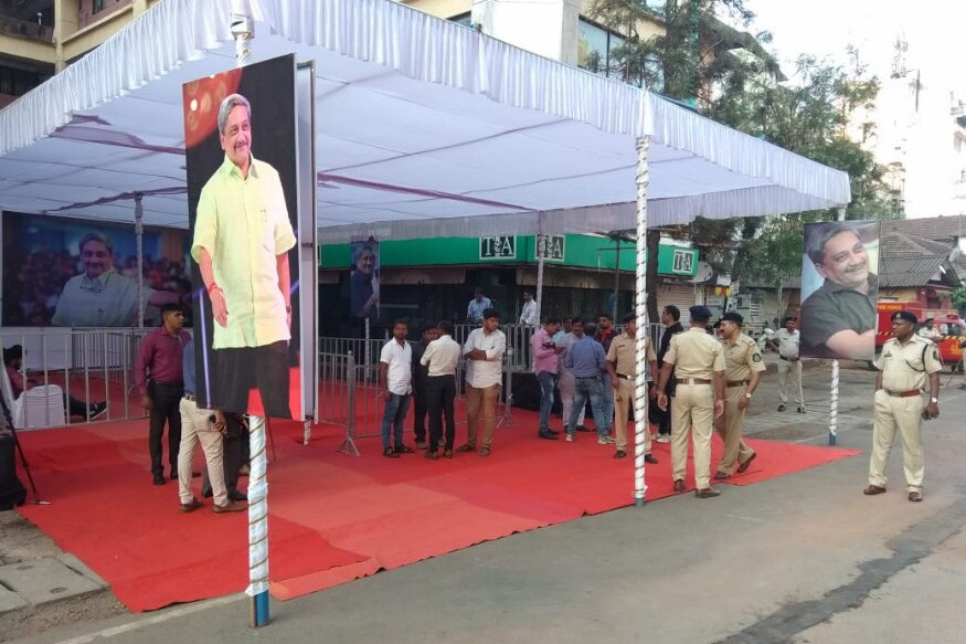 ২০১২ থেকে ২০১৪ পর্যন্ত দ্বিতীয়বার মুখ্যমন্ত্রী ছিলেন তিনি। ২০১৭ র মার্চে গোয়ার দশম মুখ্যমন্ত্রীপদে শপথ নেন মনোহর পর্রীকর। (Image: News18/Ayazz Ahmad) ২০১২ থেকে ২০১৪ পর্যন্ত দ্বিতীয়বার মুখ্যমন্ত্রী ছিলেন তিনি। ২০১৭ র মার্চে গোয়ার দশম মুখ্যমন্ত্রীপদে শপথ নেন মনোহর পর্রীকর। (Image: News18/Ayazz Ahmad)