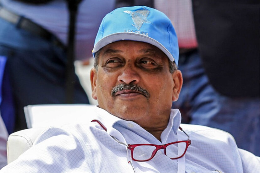 ১৯৯৪ সালে পানাজি কেন্দ্র থেকে বিধায়ক হন তিনি। ২০০০ -এর অক্টোবরে প্রথমবার গোয়ার মুখ্যমন্ত্রীপদে শপথ নেন পর্রীকর। 