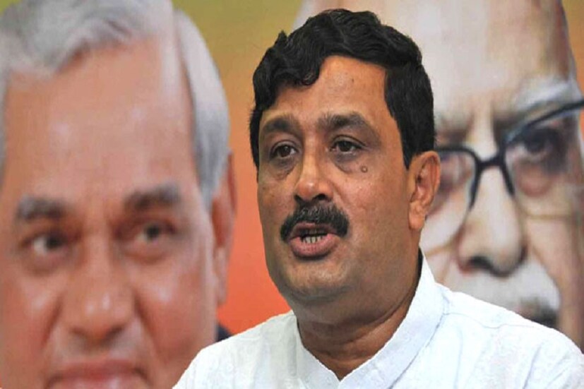 রাহুল সিনহা বিজেপির প্রাক্তন রাজ্য সভাপতি, বর্তমানে তিনি দলের কেন্দ্রীয় সম্পাদক ৷ গতবারেও তিনি কলকাতা উত্তর লোকসভা কেন্দ্র থেকে প্রার্থী হয়েছিলেন ৷ তবে পরিজিত হয়েছিলেন তৃণমূলের বর্ষীয়ান নেতা সুদীপ বন্দ্যোপাধ্যায়ের কাছে ৷ ফাইল ছবি ৷