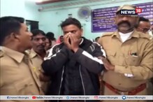 ৬০ লক্ষ টাকার সাপের বিষ উদ্ধার মালদহতে ৬০ লক্ষ টাকার সাপের বিষ উদ্ধার মালদহতে