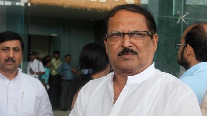 সুব্রত মুখোপাধ্যায় ৷রাজ্যের পঞ্চায়েতমন্ত্রী তথা তৃণমূল কংগ্রেসের বর্ষীয়ান নেতা সুব্রত মুখোপাধ্যায়ের উপর ভরসা রাখল শাসক দল ৷ বাঁকুড়া লোকসভা আসন থেকে দলের হয়ে লড়বেন তিনি ৷ সুব্রত মুখোপাধ্যায় ৷রাজ্যের পঞ্চায়েতমন্ত্রী তথা তৃণমূল কংগ্রেসের বর্ষীয়ান নেতা সুব্রত মুখোপাধ্যায়ের উপর ভরসা রাখল শাসক দল ৷ বাঁকুড়া লোকসভা আসন থেকে দলের হয়ে লড়বেন তিনি ৷