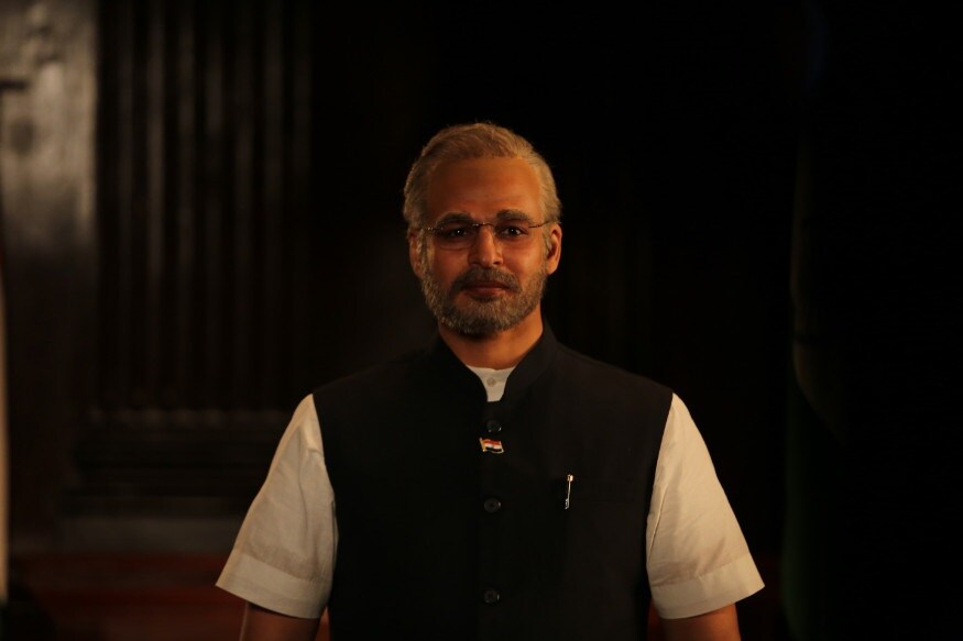 সামনেই লোকসভা ভোট ৷ ভোটের আগে সরগরম গোটা দেশের রাজনৈতিক মহল ৷ আর এই সময়ই মুক্তি পেল মোদি বায়োপিকে মোদির ৯ অবতার ৷ সামনেই লোকসভা ভোট ৷ ভোটের আগে সরগরম গোটা দেশের রাজনৈতিক মহল ৷ আর এই সময়ই মুক্তি পেল মোদি বায়োপিকে মোদির ৯ অবতার ৷