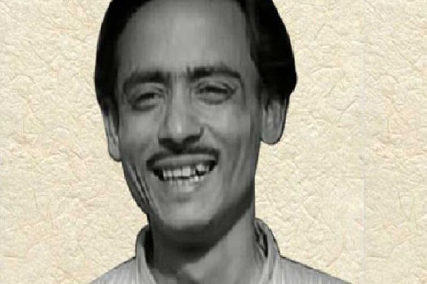 তপন সিংহের ছবির কথা বলতে গেলে গল্প হলেও সত্যির কথা না বললেই নয়। সেই ছবিতে রবি ঘোষ এই ছবির অন্যতম চরিত্র। তখন চিন্ময় রায় হলেন রোগা চেহারার পাড়ার রকে আড্ডা জমানোর মতো এক ছেলে। তাঁকে তপন সিংহ ডেকে ছিলেন কাজের লোকের চরিত্রের জন্য অডিশনে। তিনি তো গোবেচারা মুখ করে গিয়েছেন। সামনে সব তাবড় তাবড় অভিনেতা। তাঁদের সামনে থেকে দেখে চিন্ময় তো একেবারে ভেবলে গিয়েছেন। কিন্তু তিনি জানতেন এটাই সুযোগ। নিজের সবটুকু দিয়ে তিনি সেদিন অডিশন দিয়েছিলেন। জুটে গিয়েছিল চোরের রোল। সেই ছোট্ট রোল থেকেই লোকে তাঁকে চিনে নিয়েছিল। চিন্ময় রায় মানে শুধু টেনিদা নয়। তাঁর থেকেও অনেক বেশি কিছু।photo source collected তপন সিংহের ছবির কথা বলতে গেলে গল্প হলেও সত্যির কথা না বললেই নয়। সেই ছবিতে রবি ঘোষ এই ছবির অন্যতম চরিত্র। তখন চিন্ময় রায় হলেন রোগা চেহারার পাড়ার রকে আড্ডা জমানোর মতো এক ছেলে। তাঁকে তপন সিংহ ডেকে ছিলেন কাজের লোকের চরিত্রের জন্য অডিশনে। তিনি তো গোবেচারা মুখ করে গিয়েছেন। সামনে সব তাবড় তাবড় অভিনেতা। তাঁদের সামনে থেকে দেখে চিন্ময় তো একেবারে ভেবলে গিয়েছেন। কিন্তু তিনি জানতেন এটাই সুযোগ। নিজের সবটুকু দিয়ে তিনি সেদিন অডিশন দিয়েছিলেন। জুটে গিয়েছিল চোরের রোল। সেই ছোট্ট রোল থেকেই লোকে তাঁকে চিনে নিয়েছিল। চিন্ময় রায় মানে শুধু টেনিদা নয়। তাঁর থেকেও অনেক বেশি কিছু।photo source collected