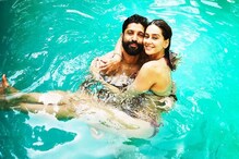 ৭ বছরের ছোট গার্লফেন্ডের সঙ্গে গোপনে এনগেজমেন্ট সারলেন ফারহান আখতার, জানালেন বিয়ের দিনও ৭ বছরের ছোট গার্লফেন্ডের সঙ্গে গোপনে এনগেজমেন্ট সারলেন ফারহান আখতার, জানালেন বিয়ের দিনও