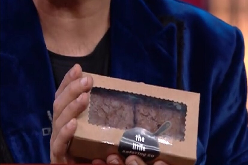 ছিল নীলোফার কুরেশি কেটারিং কোম্পানির ব্রাউনিজ৷ কে না জানে কফির সঙ্গে সেরা স্ন্যাক্স ব্রাউনি৷