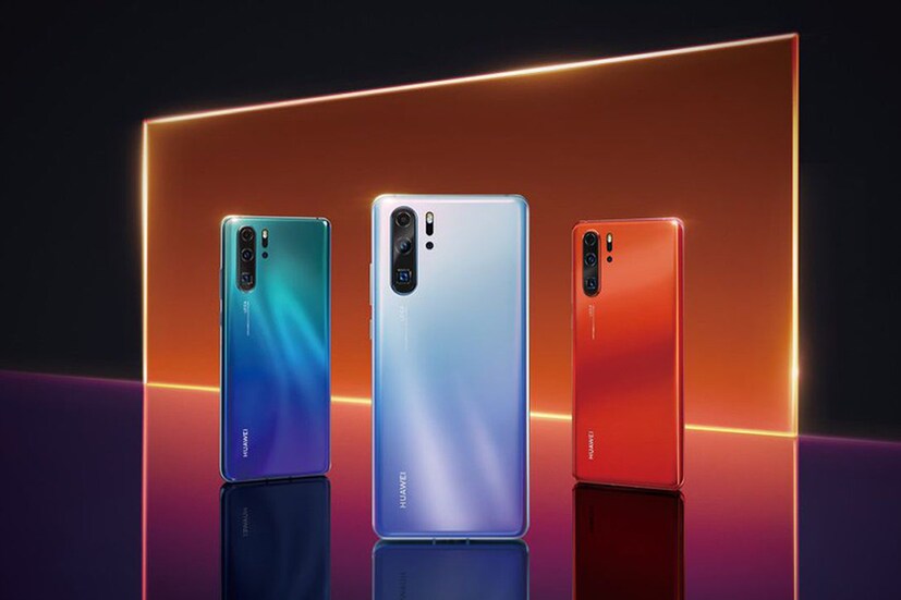 এপ্রিল মাসের শুরুতে লঞ্চ হয়েছে Huawei-এর ফ্ল্যাগশিপ মডেল Huawei P30 Pro আর Huawei P30। ১৫ এপ্রিল, পয়লা বৈশাখ এর দিন থেকে বিক্রি শুরু হল Huawei P30 Pro। 