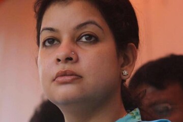 এবার তৃণমূলের ৪২ প্রার্থীর মধ্যে ১৭ জনই মহিলা, দেখে নিন তাঁদের এবার তৃণমূলের ৪২ প্রার্থীর মধ্যে ১৭ জনই মহিলা, দেখে নিন তাঁদের