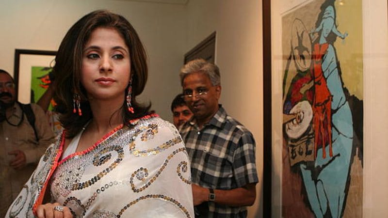 রাহুল গান্ধি নিজেই উর্মিলাকে আমন্ত্রণ জানান ৷ উর্মিলার কংগ্রেসে যোগদানের অনুষ্ঠানে উপস্থিত ছিলেন, মুম্বই কংগ্রেস সভাপতি মিলিন্দ দেওরা, দলের মুখপাত্র প্রিয়াঙ্কা চতুর্বেদী ও রণদীপ সিং সূরযেওয়ালা ৷ রাহুল গান্ধি নিজেই উর্মিলাকে আমন্ত্রণ জানান ৷ উর্মিলার কংগ্রেসে যোগদানের অনুষ্ঠানে উপস্থিত ছিলেন, মুম্বই কংগ্রেস সভাপতি মিলিন্দ দেওরা, দলের মুখপাত্র প্রিয়াঙ্কা চতুর্বেদী ও রণদীপ সিং সূরযেওয়ালা ৷