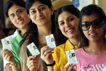 LokSabhaElections2019: সময় মাত্র একদিন, এই কাজ না করলে ভোট দেওয়া যাবেনা ! LokSabhaElections2019: সময় মাত্র একদিন, এই কাজ না করলে ভোট দেওয়া যাবেনা !
