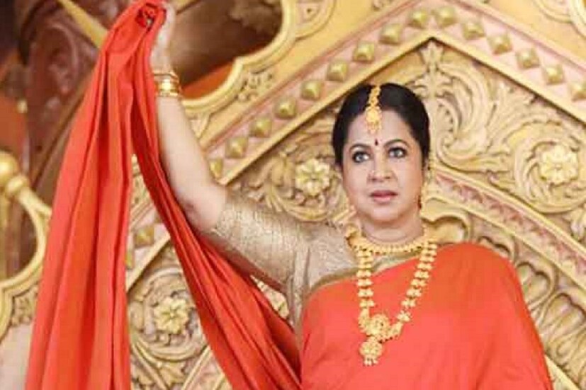  ♦ কথায় আছে-‘রাখে হরি তো, মারে কে’৷ আর এটাই সত্যি হল এ ক্ষেত্রে ৷ দক্ষিণী চলচ্চিত্র জগতের বিখ্যাত অভিনেত্রীর রাধিকা শরতকুমার অল্পের জন্য প্রাণে বাঁচলেন ৷ 