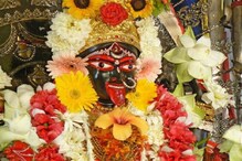 শক্তিময়ী মা ভবতারিণীর দক্ষিণেশ্বরের মন্দিরের আনাচে কানাচে মা-ঠাকুরের বাৎসল্যের সন্ধান দেয় শক্তিময়ী মা ভবতারিণীর দক্ষিণেশ্বরের মন্দিরের আনাচে কানাচে মা-ঠাকুরের বাৎসল্যের সন্ধান দেয়