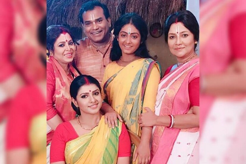 টানা কয়েক সপ্তাহ ধরেই জনপ্রিয়তার শীর্ষে রয়েছে বাংলা টেলিভিশনের জনপ্রিয় ধারাবাহিক কৃষ্ণকলি ৷ ছবি সৌজন্য ফেসবুক ৷