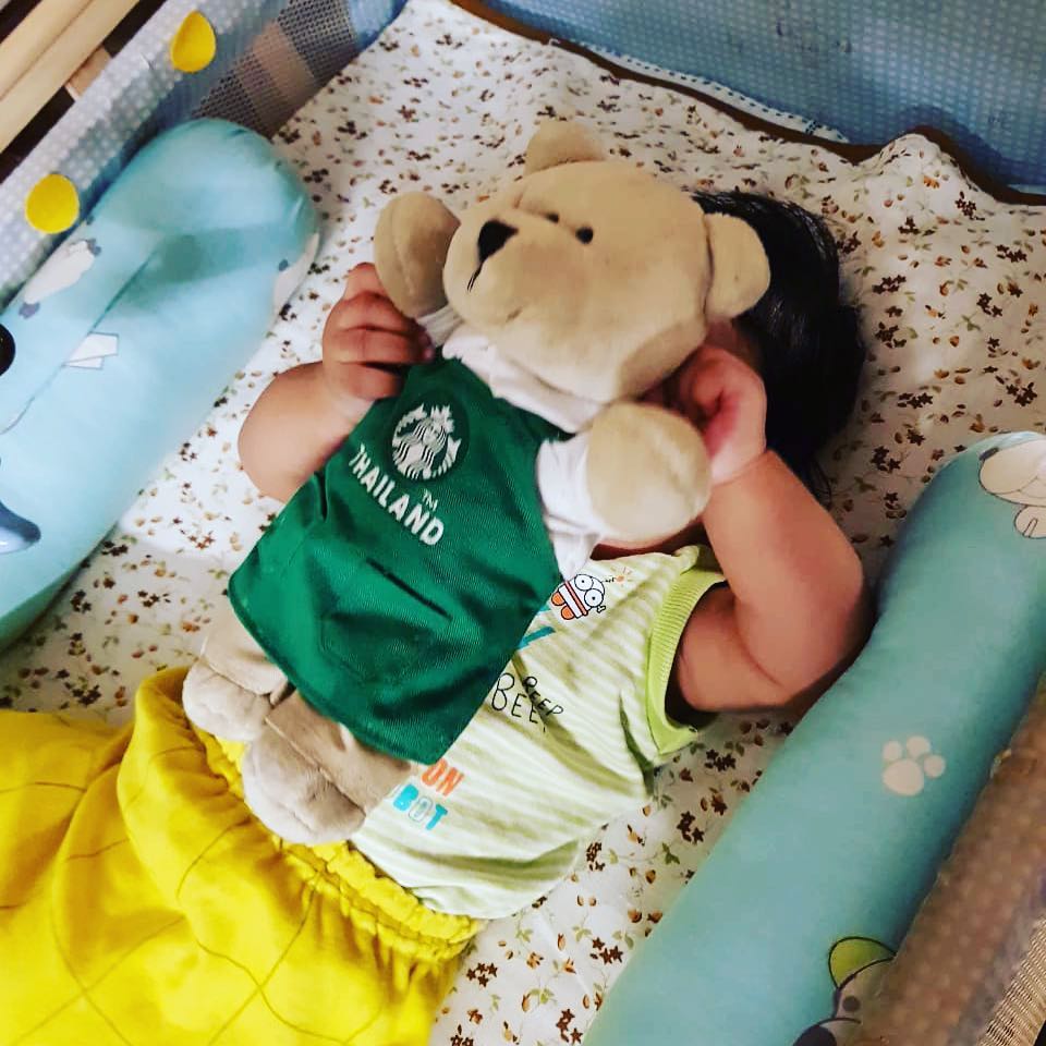 • গত ১৩ নভেম্বর প্রথম সন্তানের জন্ম দেন ‘রান্নাঘর’খ্যাত সুদীপা চট্টোপাধ্যায় ৷ ছবি: ইনস্টাগ্রাম ৷ • গত ১৩ নভেম্বর প্রথম সন্তানের জন্ম দেন ‘রান্নাঘর’খ্যাত সুদীপা চট্টোপাধ্যায় ৷ ছবি: ইনস্টাগ্রাম ৷