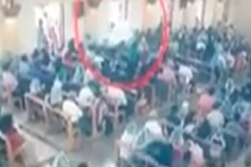 এই হামলার দায় স্বীকার করে নিয়েছে ৷ সন্ত্রাস সংগঠন আইএস বা ইসলামিক স্টেট ৷