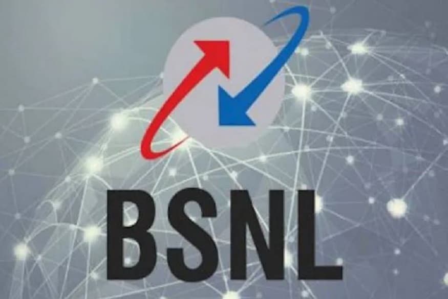 তবে এবার রেকর্ড রাজস্ব আদায় করেছে BSNL ৷ সাধারণভাবে বছরে যা রাজস্ব পায় তার থেকে কয়েকগুণ বেড়েছে ২০১৮-১৯ অর্থবর্ষে৷ এই অর্থবর্ষে BSNL পেয়েছে সাড়ে ছ’হাজার টাকার রাজস্ব৷ Photo Collected তবে এবার রেকর্ড রাজস্ব আদায় করেছে BSNL ৷ সাধারণভাবে বছরে যা রাজস্ব পায় তার থেকে কয়েকগুণ বেড়েছে ২০১৮-১৯ অর্থবর্ষে৷ এই অর্থবর্ষে BSNL পেয়েছে সাড়ে ছ’হাজার টাকার রাজস্ব৷ Photo Collected
