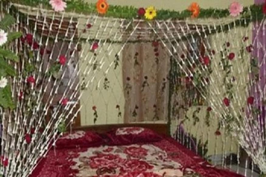 সুখে, দুঃখে জীবনে একই সঙ্গে কাটানোর নেওয়া শপথকে কথায় না বলে কাজে ব্যবহার করতা হবে ৷ প্রতীকী ছবি ৷ সুখে, দুঃখে জীবনে একই সঙ্গে কাটানোর নেওয়া শপথকে কথায় না বলে কাজে ব্যবহার করতা হবে ৷ প্রতীকী ছবি ৷