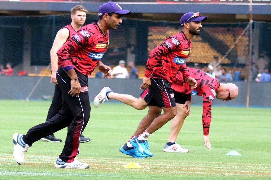 কালিসদের ভাবনায় রাসেল-ব্রেথওয়েট জোড়া অস্ত্রে শান৷ কালিসদের ভাবনায় রাসেল-ব্রেথওয়েট জোড়া অস্ত্রে শান৷ Photo- KKR/ Twitter Handle কালিসদের ভাবনায় রাসেল-ব্রেথওয়েট জোড়া অস্ত্রে শান৷ কালিসদের ভাবনায় রাসেল-ব্রেথওয়েট জোড়া অস্ত্রে শান৷ Photo- KKR/ Twitter Handle