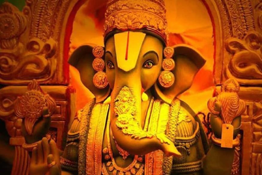 গণেশ তিনি সিদ্ধিদাতা অর্থাৎ তাঁর আশীর্বাদেই জগতের সমস্ত মঙ্গল হয়ে থাকে ৷ তিনি মহাদেব ও মা দুর্গার সন্তান গণেশ ৷ গণেশ তিনি সিদ্ধিদাতা অর্থাৎ তাঁর আশীর্বাদেই জগতের সমস্ত মঙ্গল হয়ে থাকে ৷ তিনি মহাদেব ও মা দুর্গার সন্তান গণেশ ৷
