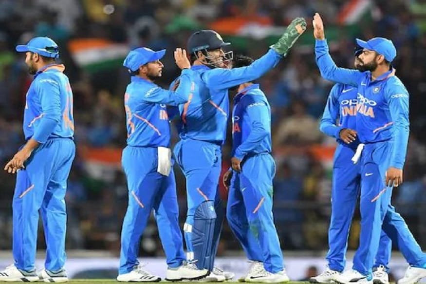 ২০১৯ বিশ্বকাপ এক পা এক পা করে এগিয়ে আসছে ৷ এরইমধ্যে একে একে দল ঘোষণা করা শুরু করে দিয়েছে সব ক্রিকেট দলগুলি ৷ Photo -AFP ২০১৯ বিশ্বকাপ এক পা এক পা করে এগিয়ে আসছে ৷ এরইমধ্যে একে একে দল ঘোষণা করা শুরু করে দিয়েছে সব ক্রিকেট দলগুলি ৷ Photo -AFP
