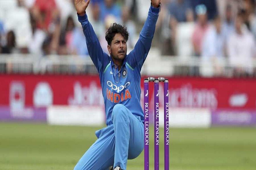 মাত্র ২৪ বছরেই ৪৪ টি ম্যাচ খেলে ফেলেছেন তিনি ৷ এই বাঁহাতি চায়নাম্যান স্পিনারের ঝোলায় উইকেট ৮৭ টি ৷ ২৫ রান দিয়ে ৬ উইকেট কুলদীপের সেরা বোলিং ৷ Photo-File মাত্র ২৪ বছরেই ৪৪ টি ম্যাচ খেলে ফেলেছেন তিনি ৷ এই বাঁহাতি চায়নাম্যান স্পিনারের ঝোলায় উইকেট ৮৭ টি ৷ ২৫ রান দিয়ে ৬ উইকেট কুলদীপের সেরা বোলিং ৷ Photo-File