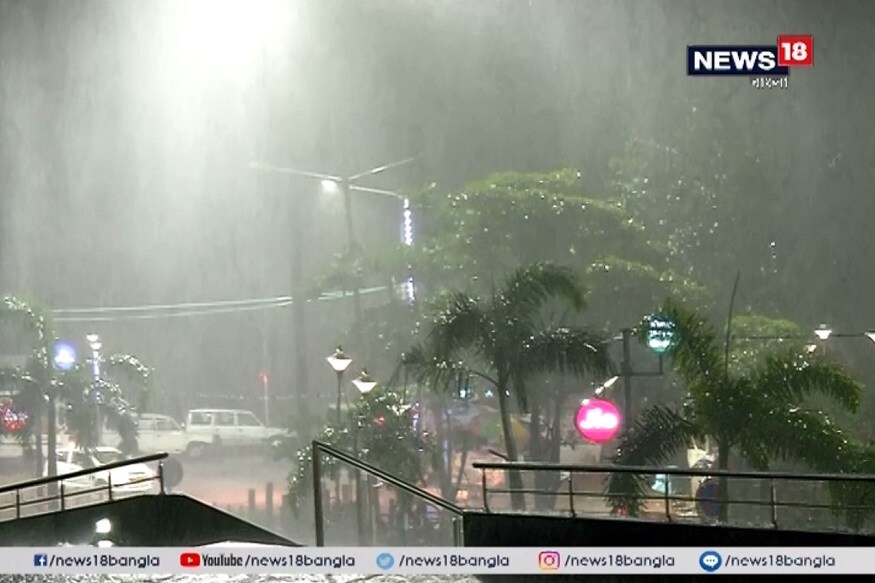 ভ্যাঁপসা গরমের দাপটে নাজেহাল শহরবাসী ৷ রোদের দাপটে হাঁসফাঁস অবস্থা গোটা রাজ্যবাসীর ৷ তারমধ্যেই খুশির খবর শোনাল আলিপুর আবহাওয়া দফতর ৷ ভ্যাঁপসা গরমের দাপটে নাজেহাল শহরবাসী ৷ রোদের দাপটে হাঁসফাঁস অবস্থা গোটা রাজ্যবাসীর ৷ তারমধ্যেই খুশির খবর শোনাল আলিপুর আবহাওয়া দফতর ৷