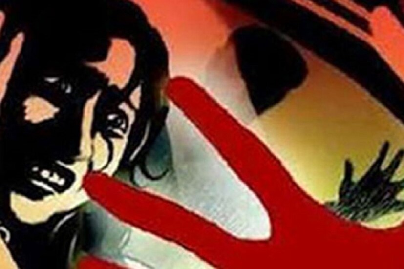 দিনে দিনে বর্বতার অতল কালো অন্ধকারে ডুবে যাচ্ছে সমাজ! বৃহস্পতিবার দিল্লিতে ঘটে যাওয়া অমানবিক ধর্ষণের ঘটনা আরও একবার তা প্রমাণ করল!  Photo Source: Collected