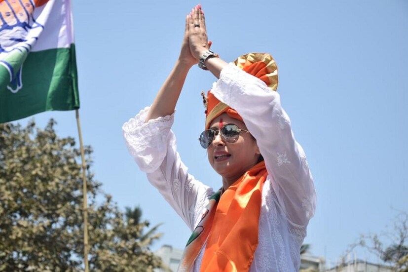 বলিউডের ২২ গজ থেকে এবার রাজনীতির আঙিনায় ৷