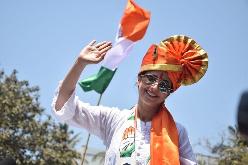 সম্প্রতি তিনি কংগ্রেসে যোগ দিয়েছেন ৷ বলিউডের জনপ্রিয় অভিনেত্রী ঊর্মিলা মাতণ্ডকর ৷ 