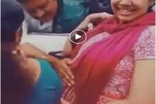 প্রচারে গর্ভবতী মহিলার পেটে হাত, বিতর্কে এই রাজনৈতিক নেতা, দেখুন ভিডিও প্রচারে গর্ভবতী মহিলার পেটে হাত, বিতর্কে এই রাজনৈতিক নেতা, দেখুন ভিডিও