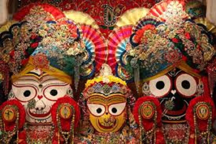 জীবনের ছোট্ট ছোট্ট আনন্দের যোগফল অনেক বড় ৷ আসলে টাকা পয়সা দিয়ে কখনই জীবন সুখের হয়না ৷ ঈশ্বরের প্রার্থনায় কাটে জটিল থেকে জটিলতর পরিস্থিতি ৷ 