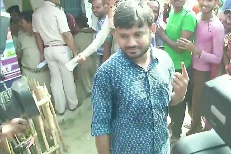 আজ লোকসভা নির্বাচনের চতুর্থ দফায় ভাগ্য নির্ধারণ হবে একাধিক হেভিওয়েট প্রার্থীর । বেগুসরাইয়ের সিপিআই প্রার্থী কানহাইয়া কুমার । (Image: Twitter) আজ লোকসভা নির্বাচনের চতুর্থ দফায় ভাগ্য নির্ধারণ হবে একাধিক হেভিওয়েট প্রার্থীর । বেগুসরাইয়ের সিপিআই প্রার্থী কানহাইয়া কুমার । (Image: Twitter)