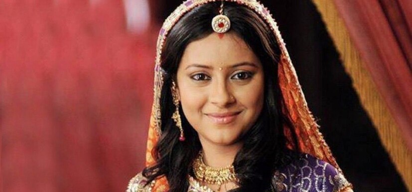 প্রত্যুষার মৃত্যুর খবর ছড়িয়ে পড়তেই গুঞ্জনে আসে, বয়ফ্রেন্ড রাহুল রাজ সিংয়ের সঙ্গে বহুদিন ধরেই সম্পর্কে লিপ্ত ছিলেন প্রত্যুষা ৷ সম্পর্ক নিয়ে অনেকটাই অসুখী ছিলেন তিনি ৷ সেই কারণেই প্রত্যুষা বেছে নেন আত্মহত্যার পথ ৷