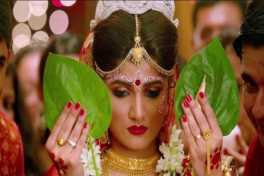 • ফের শ্রাবন্তীর নতুন এই সম্পর্ক পাঁচকান হতেই তা নিয়ে জলঘোলা শুরু হয়ে যায় ৷ সোশ্যাল মিডিয়ায় তা নিয়ে ট্রোলড হতে হয় নায়িকাকে ৷ ছবি: ইনস্টাগ্রাম ৷ • ফের শ্রাবন্তীর নতুন এই সম্পর্ক পাঁচকান হতেই তা নিয়ে জলঘোলা শুরু হয়ে যায় ৷ সোশ্যাল মিডিয়ায় তা নিয়ে ট্রোলড হতে হয় নায়িকাকে ৷ ছবি: ইনস্টাগ্রাম ৷
