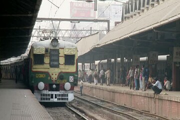 ১২ জোড়া সুপারফাস্ট ট্রেনের ঘোষণা, সাঁতরাগাছি থেকে চলবে ট্রেনগুলি ১২ জোড়া সুপারফাস্ট ট্রেনের ঘোষণা, সাঁতরাগাছি থেকে চলবে ট্রেনগুলি