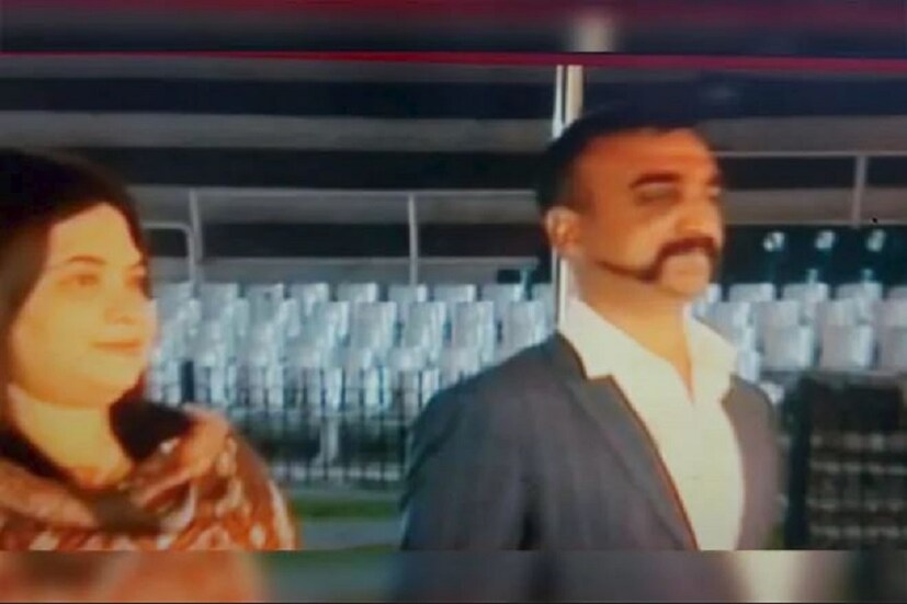 পরমবীর চক্র ও মহাবীর চক্রের পর সামরিক বাহিনীর তৃতীয় সর্বোচ্চ সম্মান হল বীর চক্র । যুদ্ধ বা যুদ্ধকালীন পরিস্থিতিতে অসম সাহসীকতার পরিচয়ে এই সম্মান দেওয়া হয়ে থাকে । 