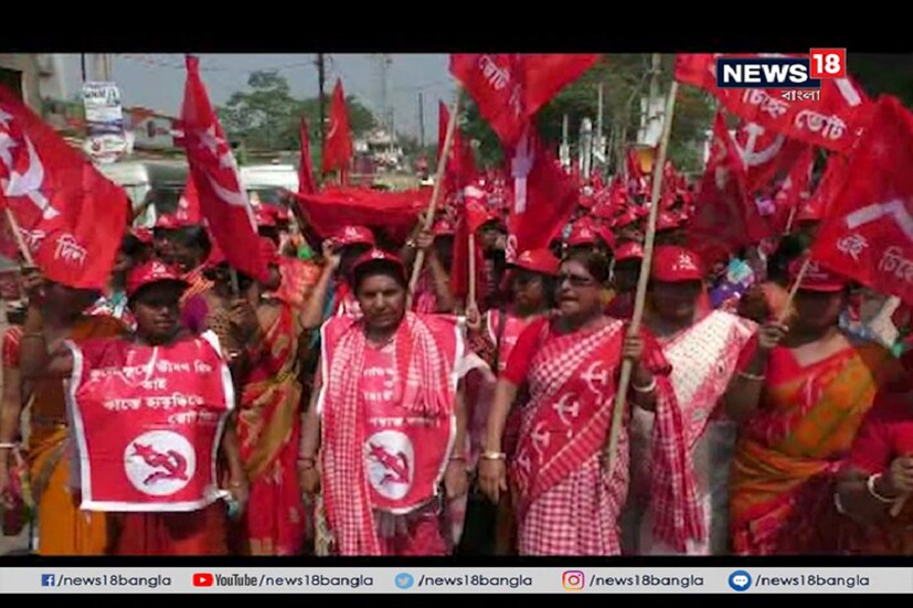 দলের নেতা কর্মীরা তাকে উদ্ধার করে বাঁকুড়া শহরের একটি বেসরকারি হাসপাতালে নিয়ে যান।